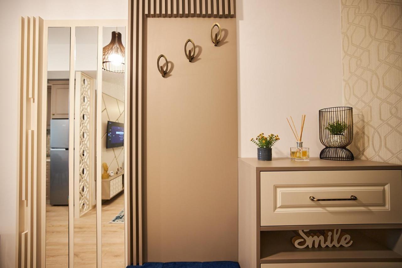 Uptown Apartments Iasi Extérieur photo